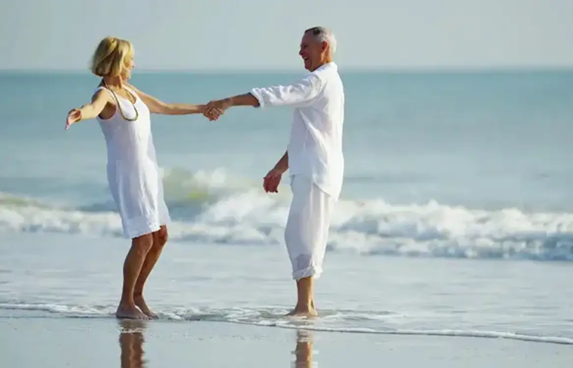 Why More Americans and Canadians Are Moving to the Riviera Maya in 2025