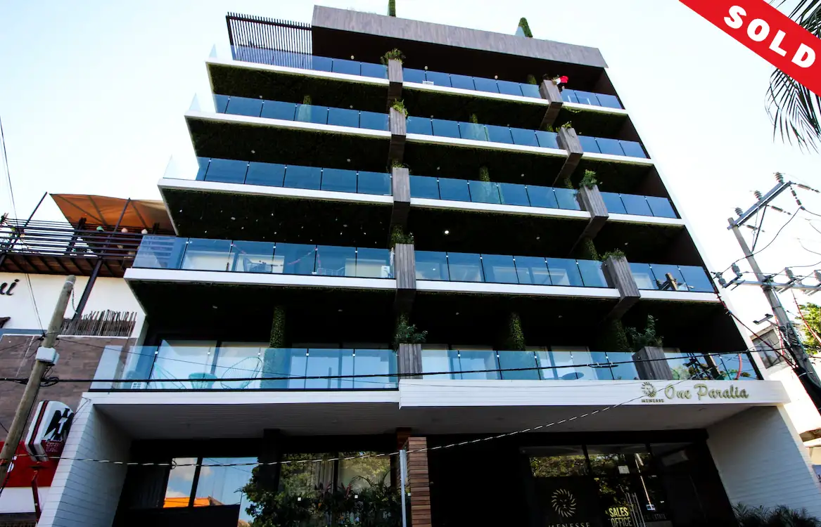 MENESSE COCO BEACH 2