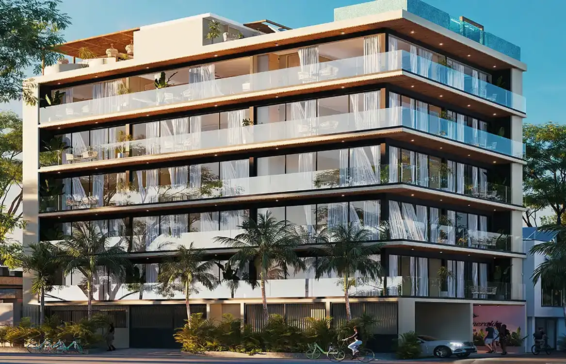 MACONDO PUNTA ESMERALDA